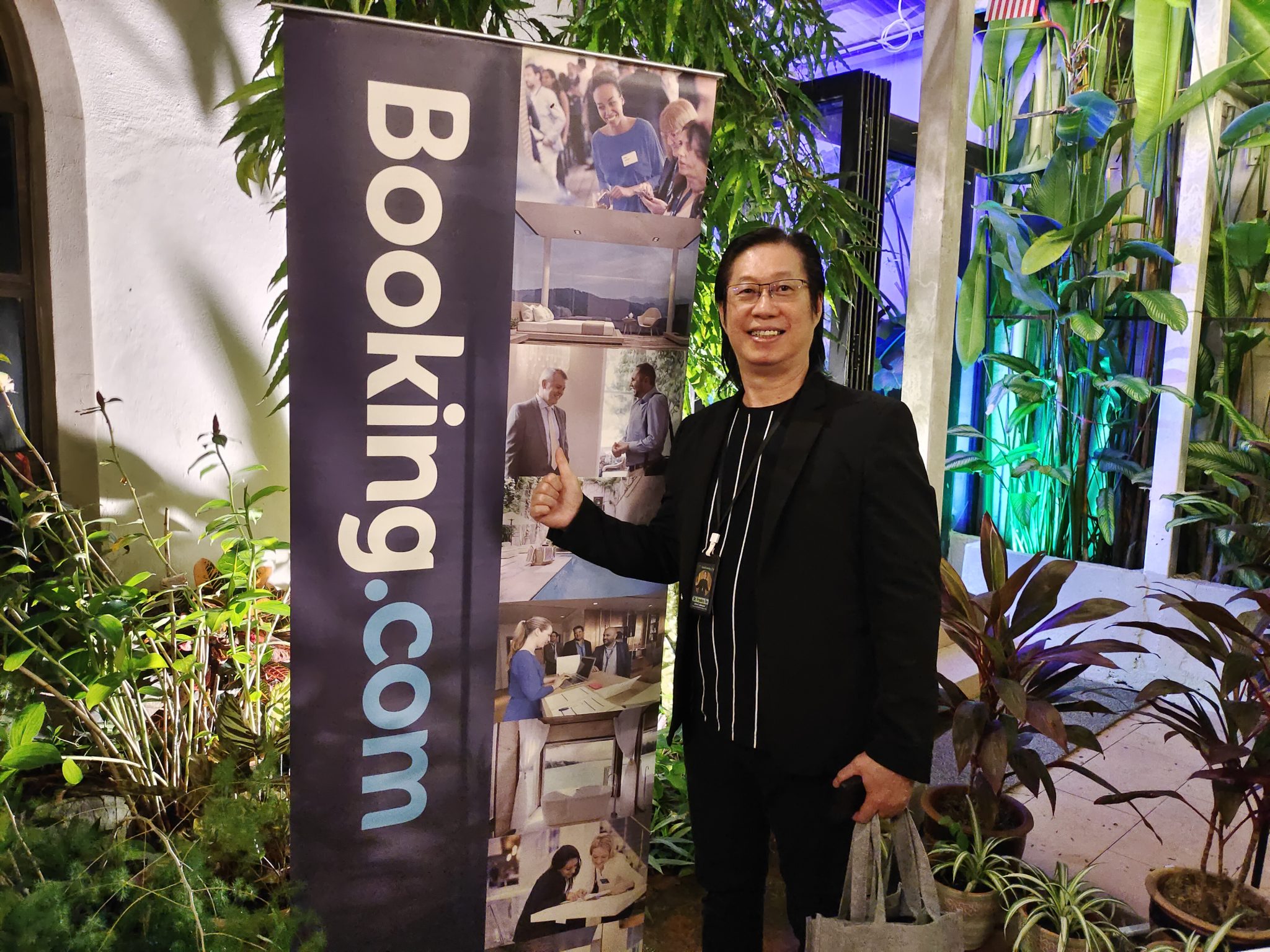 Frankie at Booking.com Get Together Event on 25th August 2022-1
